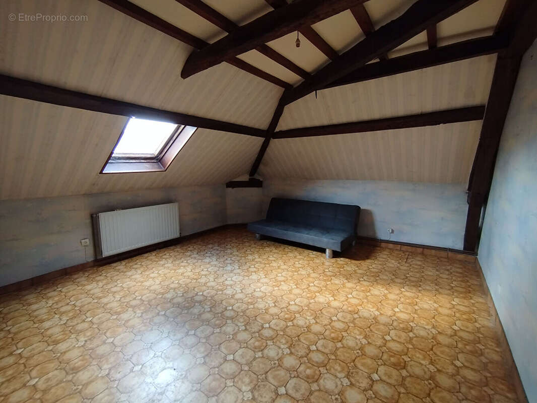 Appartement à GUISE