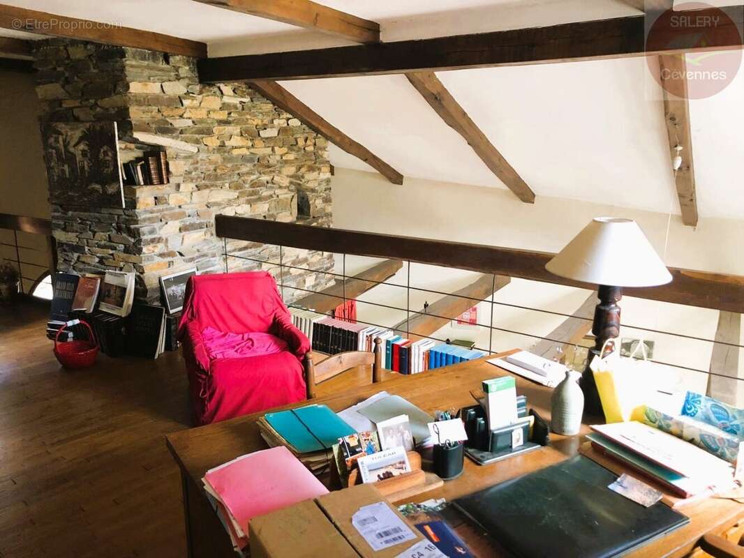 Maison à SAINTE-CROIX-VALLEE-FRANCAISE