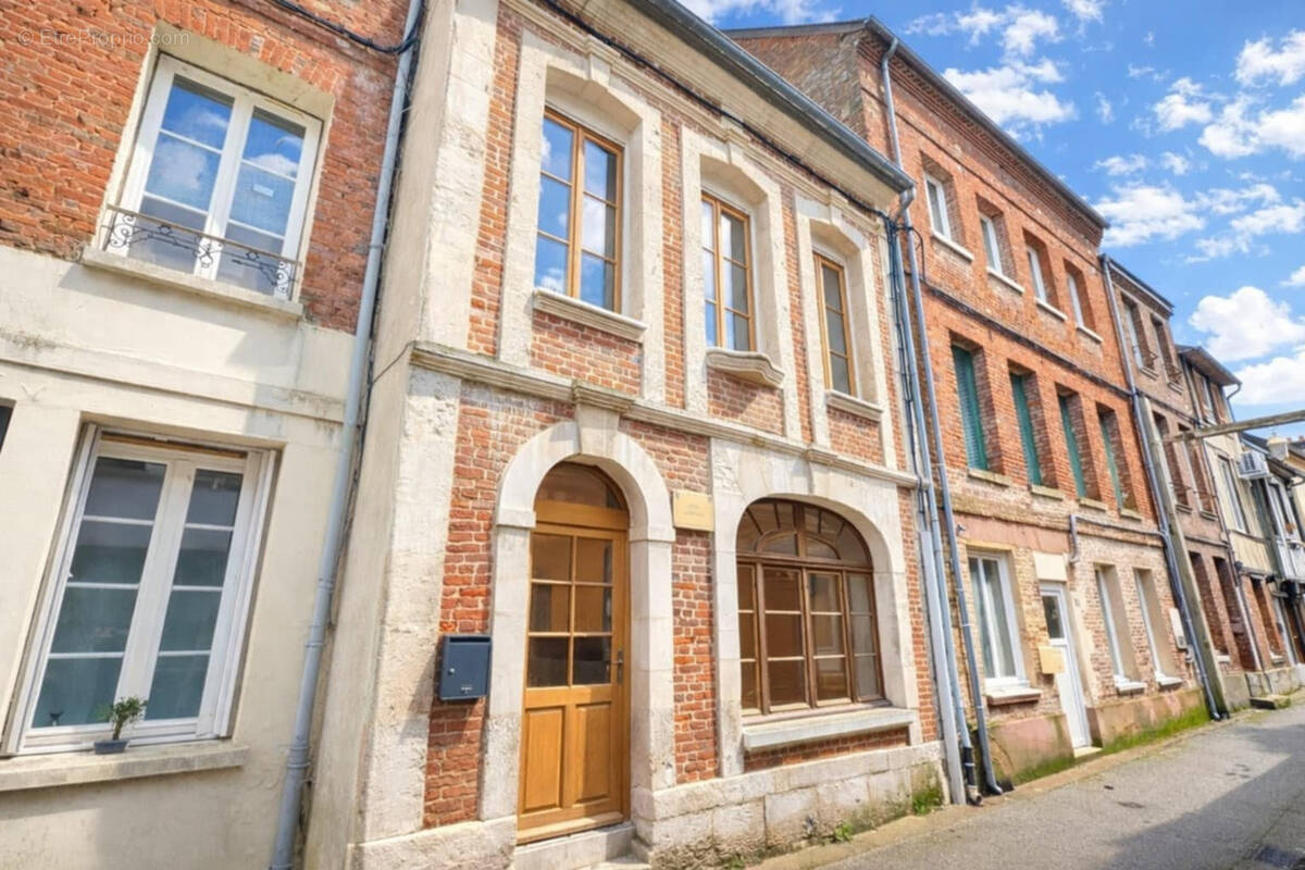 Maison à QUILLEBEUF-SUR-SEINE