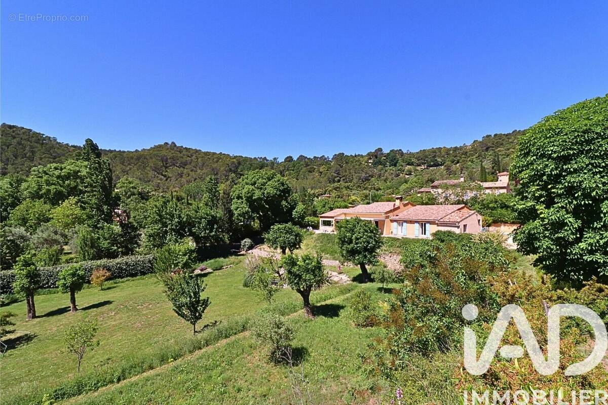 Photo 1 - Maison à COTIGNAC