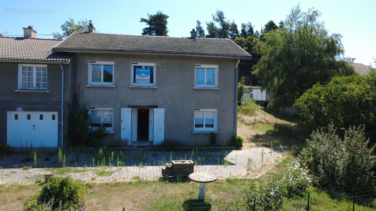 Maison à vendre 7 pièces SAINT AGREVE (07) - photo 6