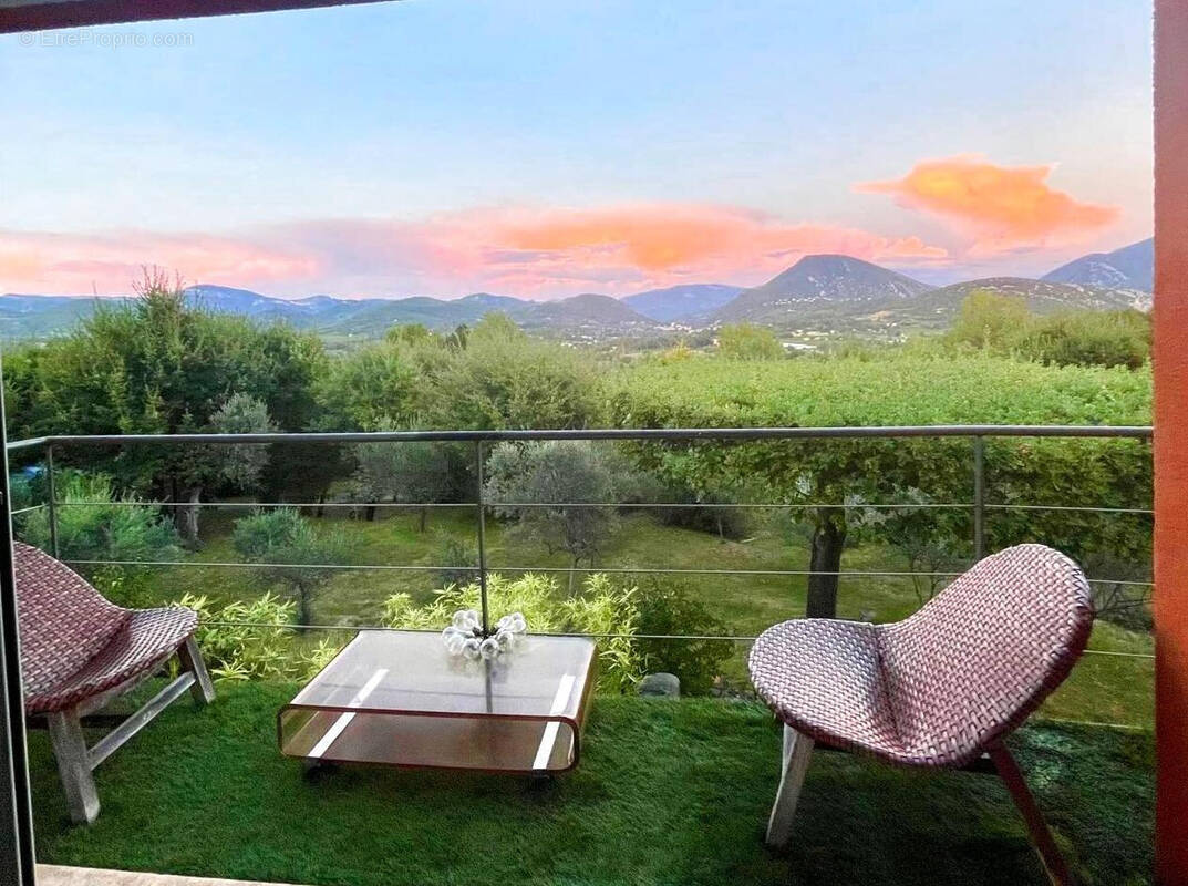 Maison à VAISON-LA-ROMAINE