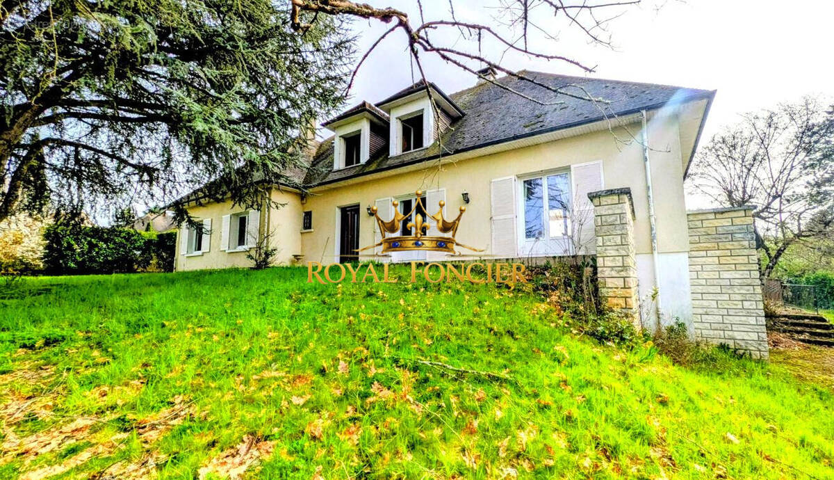 Maison de 300m² - Maison à CHATELLERAULT