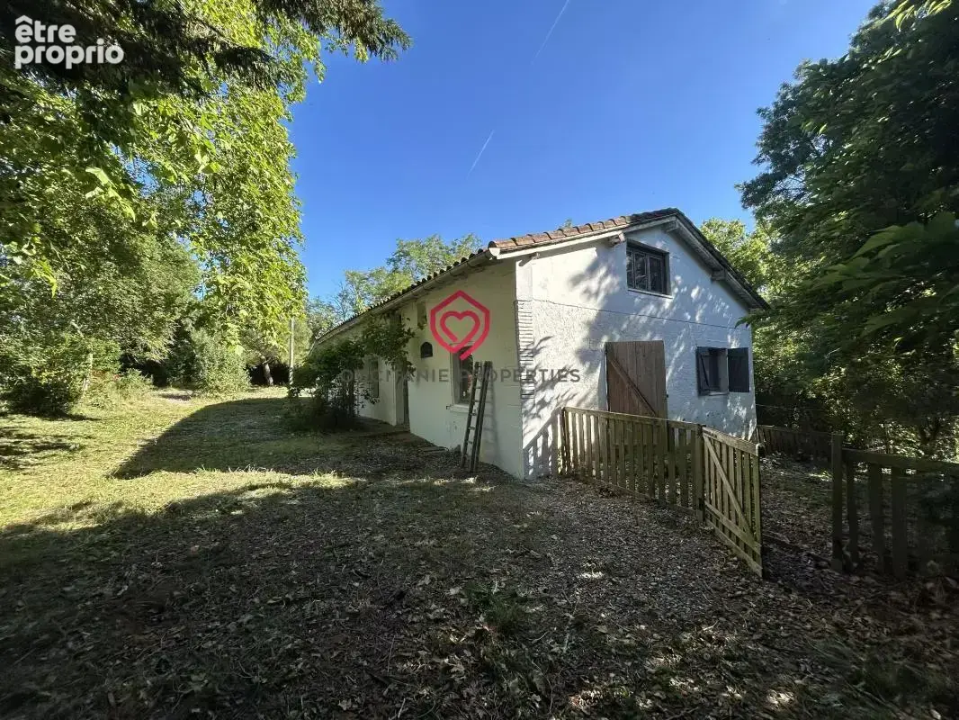 Villa de caractère à rénover avec parc de 4 779 m² et vue imprenable sur les Pyrénées - photo 2
