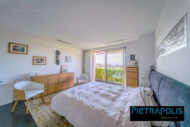 Appartement 115 m² à Sainte-Foy-Les-Lyon  - photo 9
