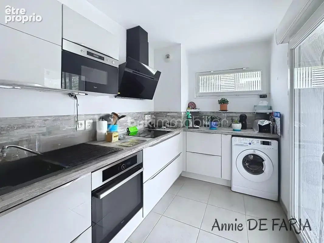 Appartement t3 de 64 m² avec terrasse – froges 38190 - photo 2