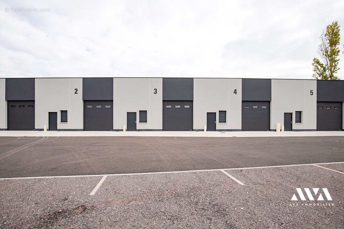 Commerce à TOMBLAINE