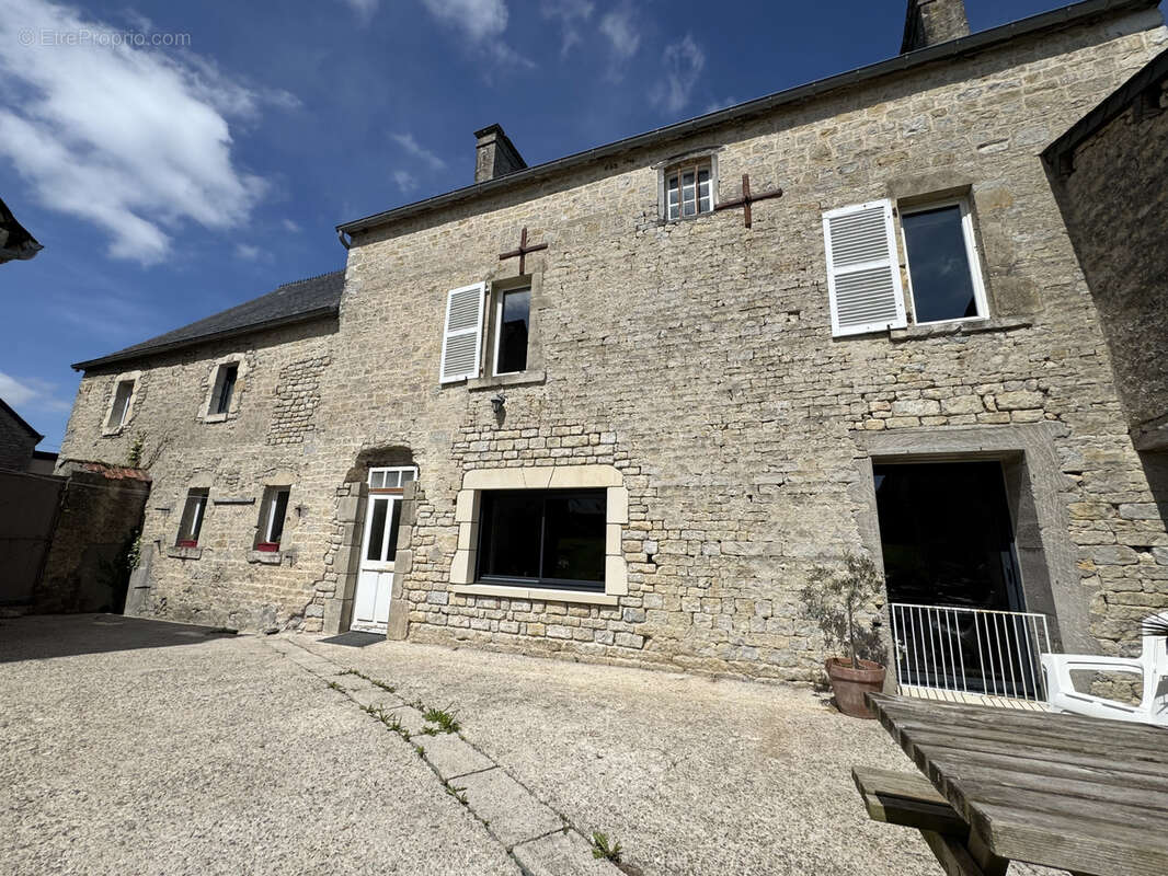 Maison à SAINTE-MERE-EGLISE