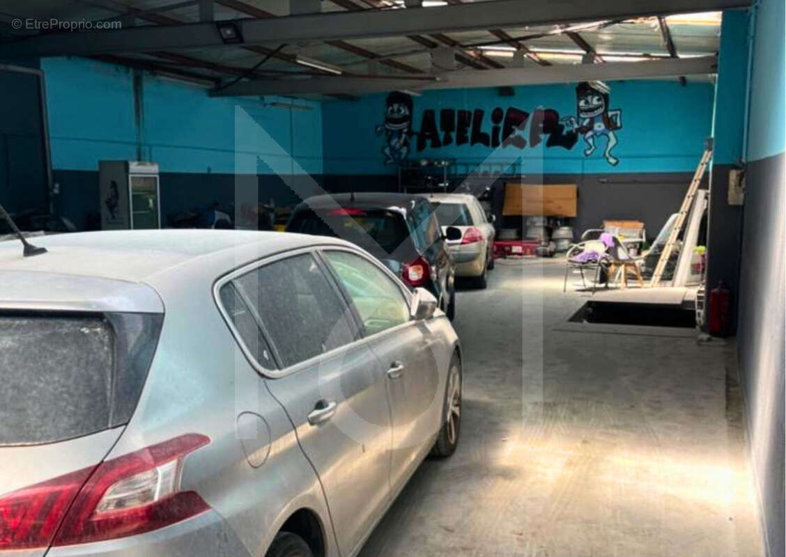 Commerce à MARSEILLE-15E