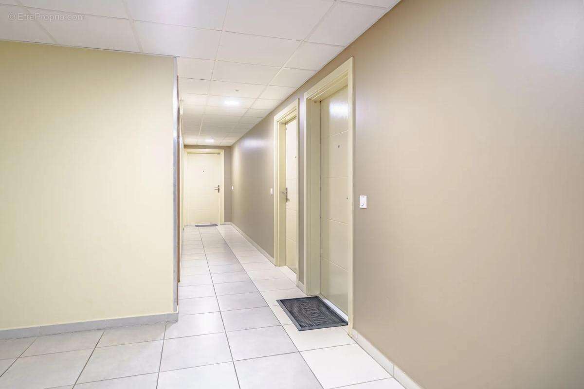 Appartement à LE CASTELLET