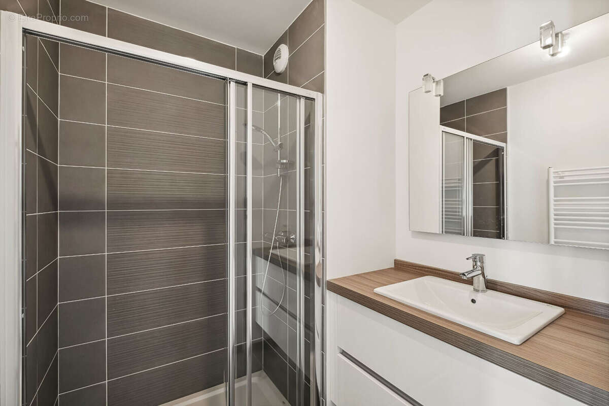 Appartement à SAINT-CYR-AU-MONT-D'OR