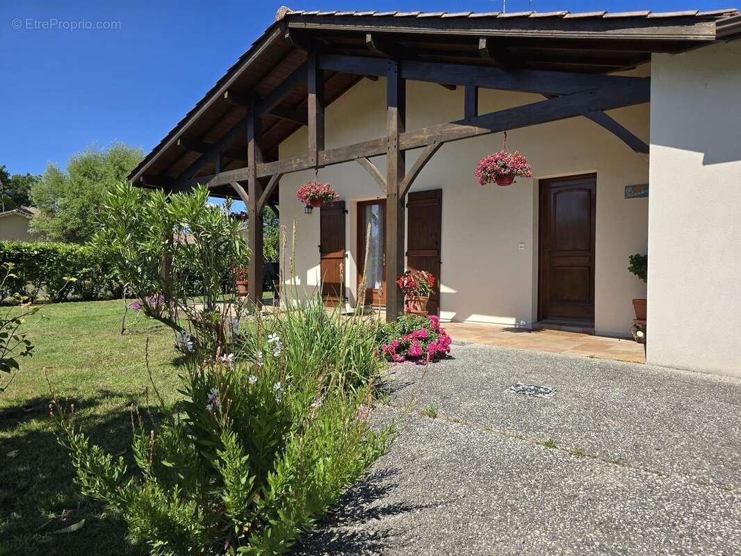 Maison à VIELLE-SAINT-GIRONS