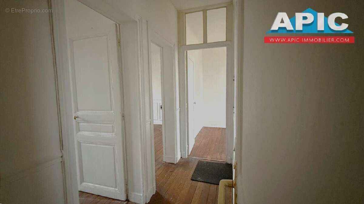 Appartement à GROSLAY