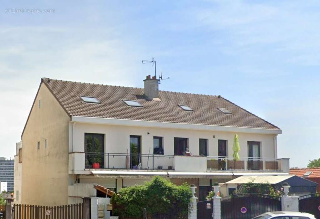 Appartement à FONTENAY-SOUS-BOIS