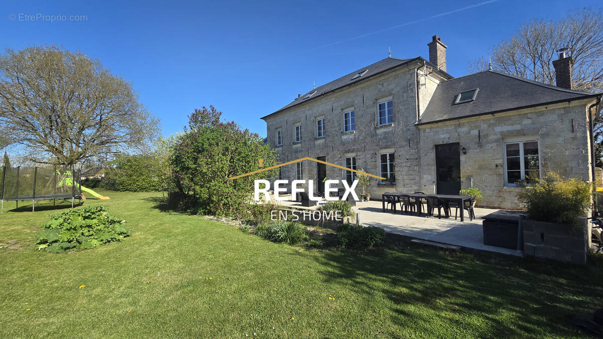 Maison à VAUCHELLES-LES-AUTHIE