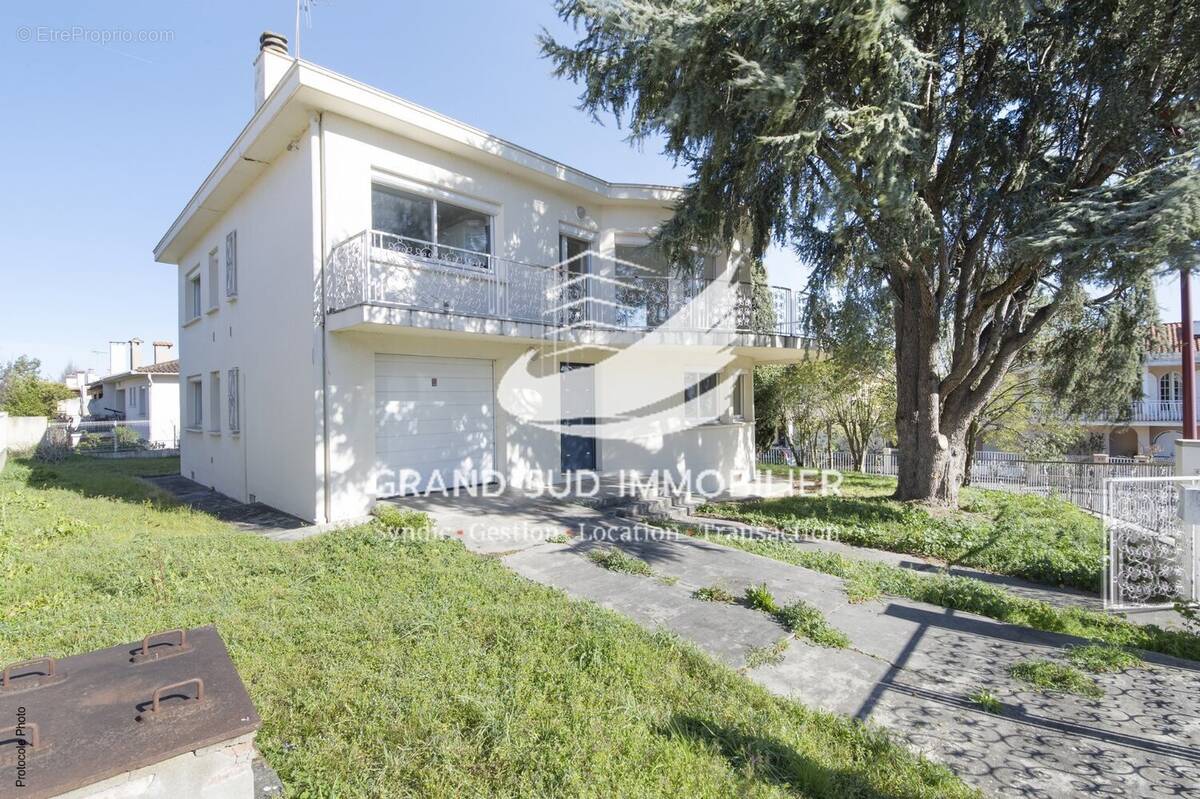 Maison à RAMONVILLE-SAINT-AGNE