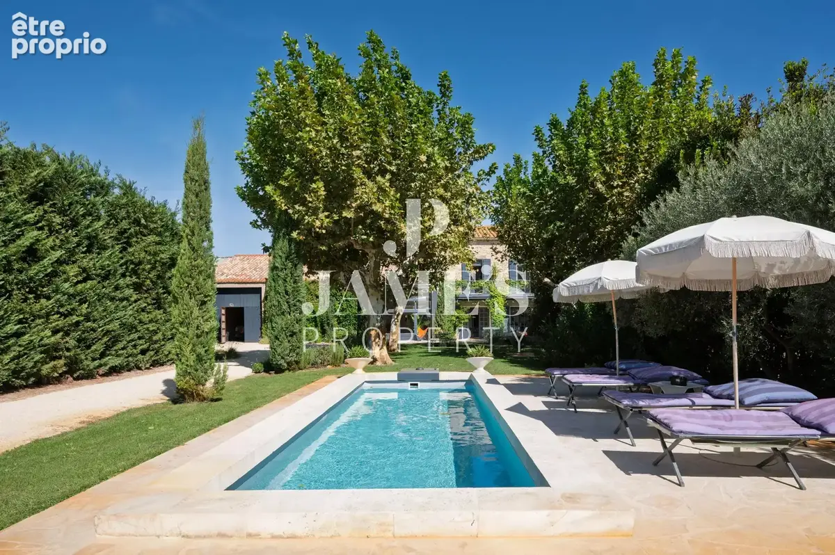 Maison 11 pièces à vendre à Fontvieille (13990) - photo 2