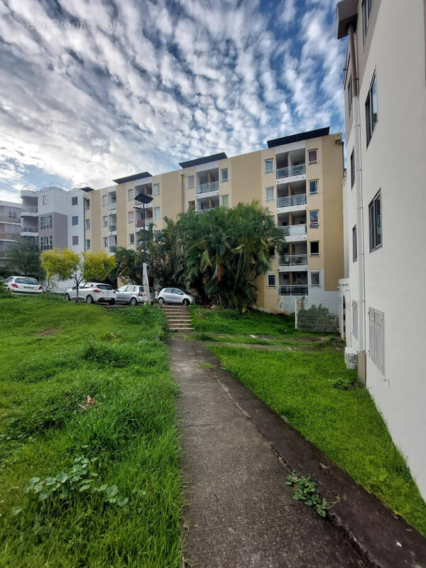 Appartement à SAINT-DENIS