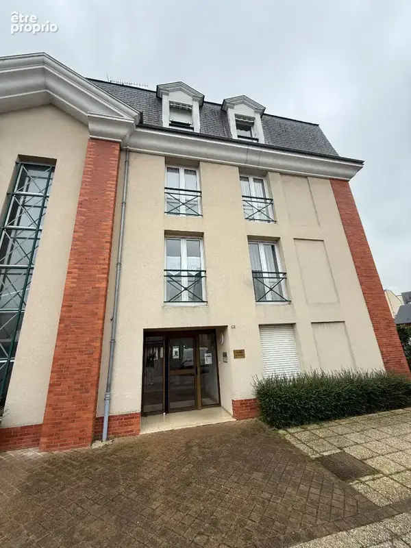 Superbe Appartement 2 chambres avec ascenseur, Centre Vendôme - photo 2