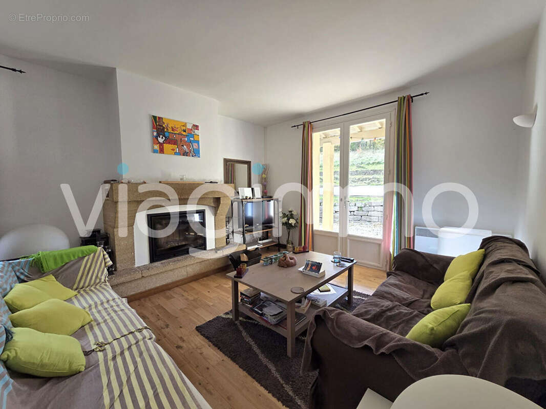 Maison à PONT-DE-BARRET