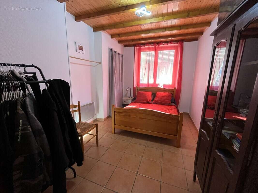 Appartement à CHATEAUNEUF-DE-GALAURE