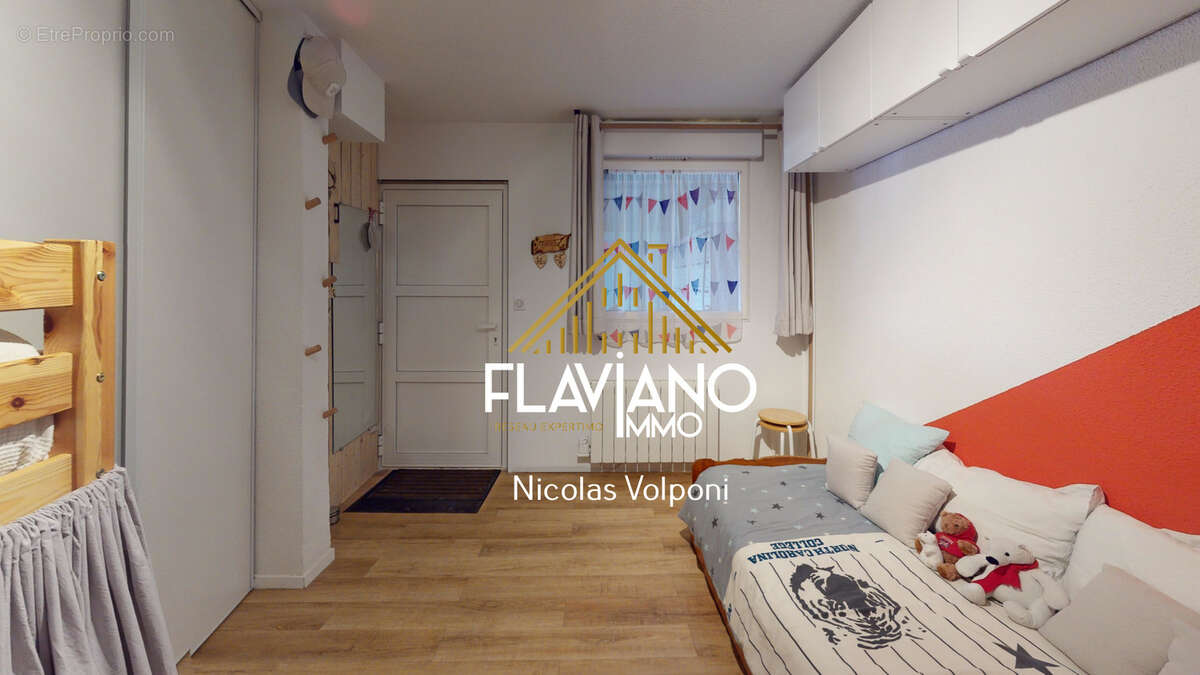 Appartement à LES THUILES