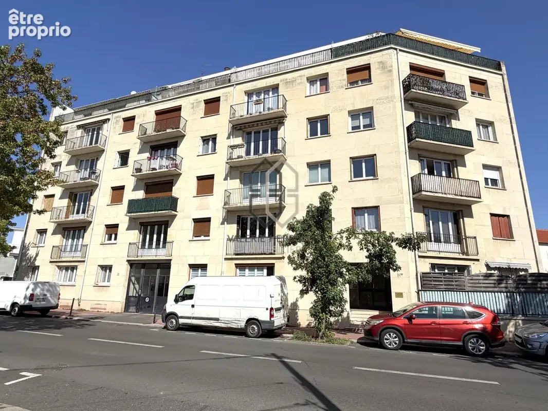 Vite : une visite pour ce beaux 3 pièces avec 2 balcons - photo 15