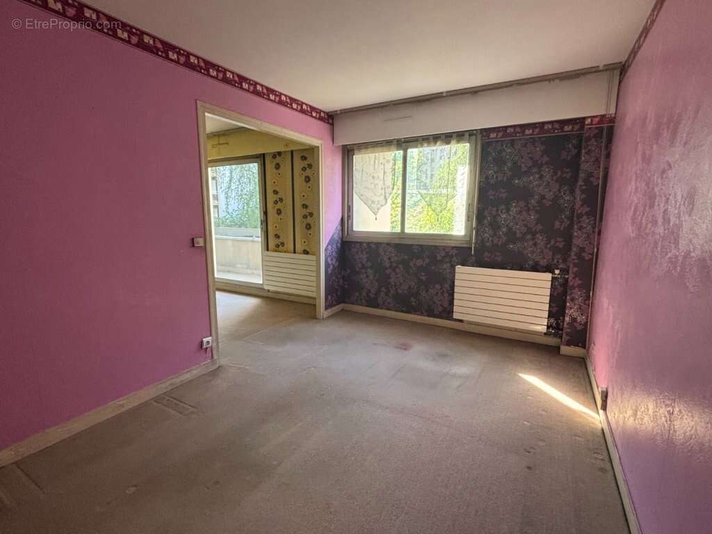 Appartement à PARIS-12E
