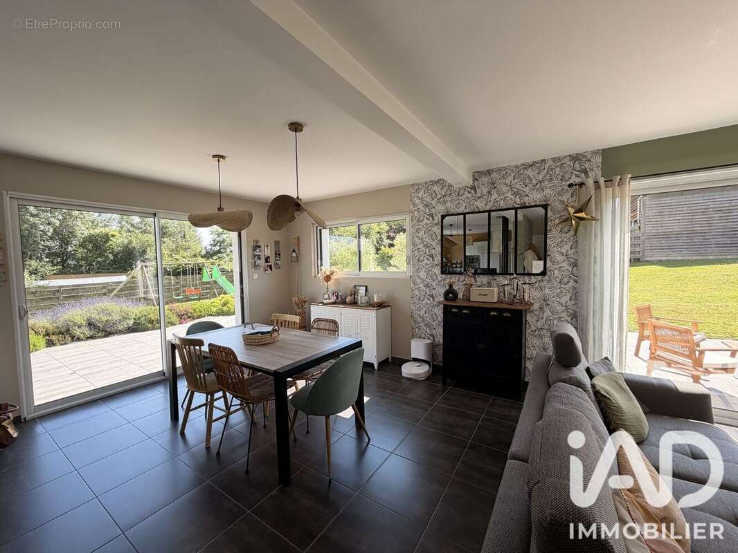 Maison 150 m² à Saussey  - photo 5
