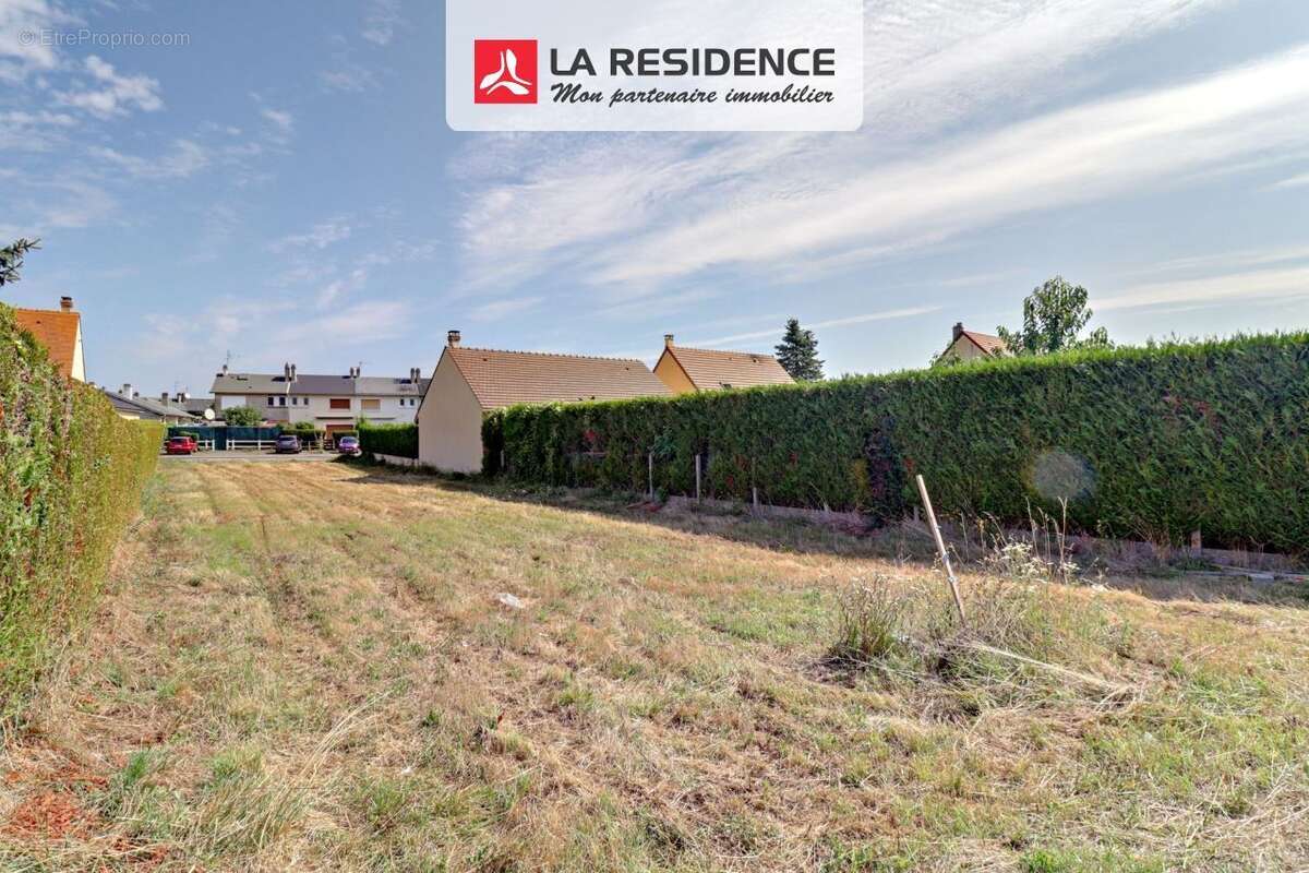 Terrain à ECQUEVILLY