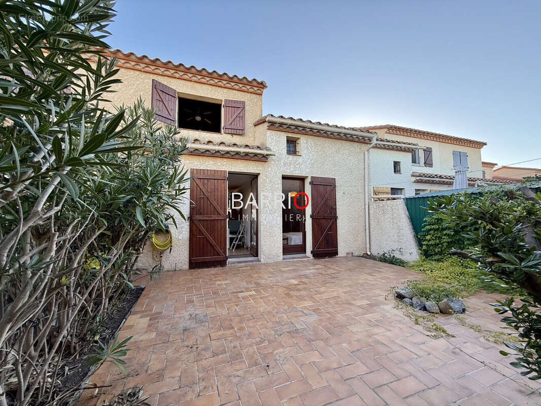 Maison à SAINT-CYPRIEN