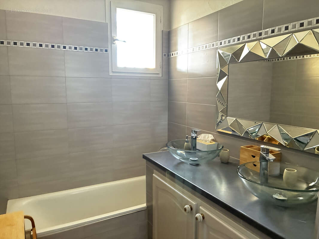Appartement à BEAUCAIRE