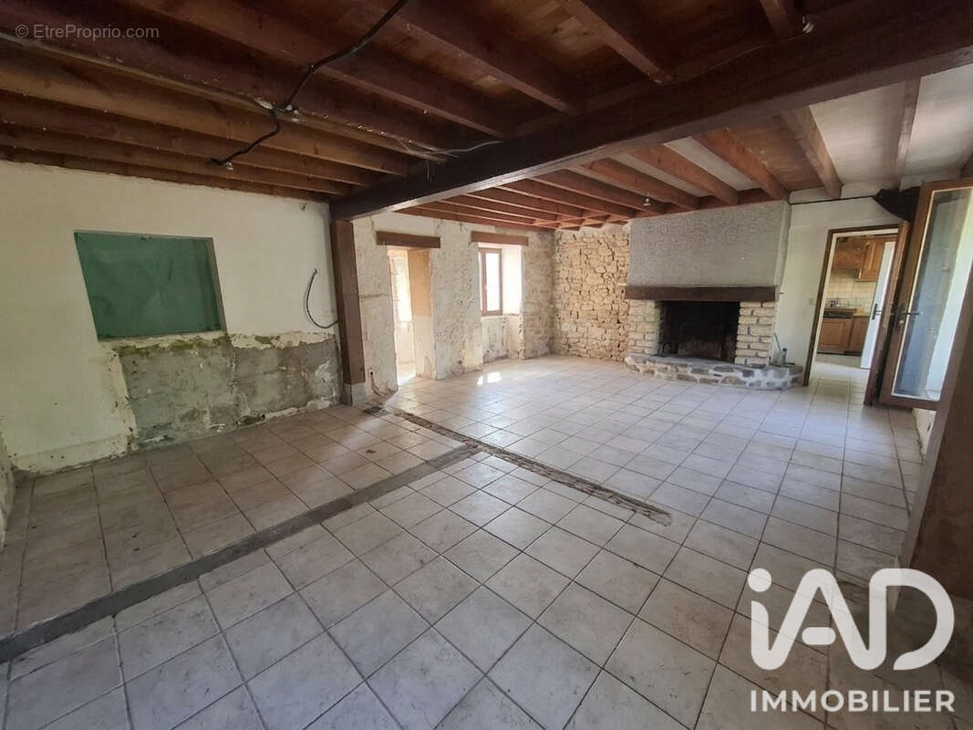 Maison 100 m² à Nehou  - photo 5
