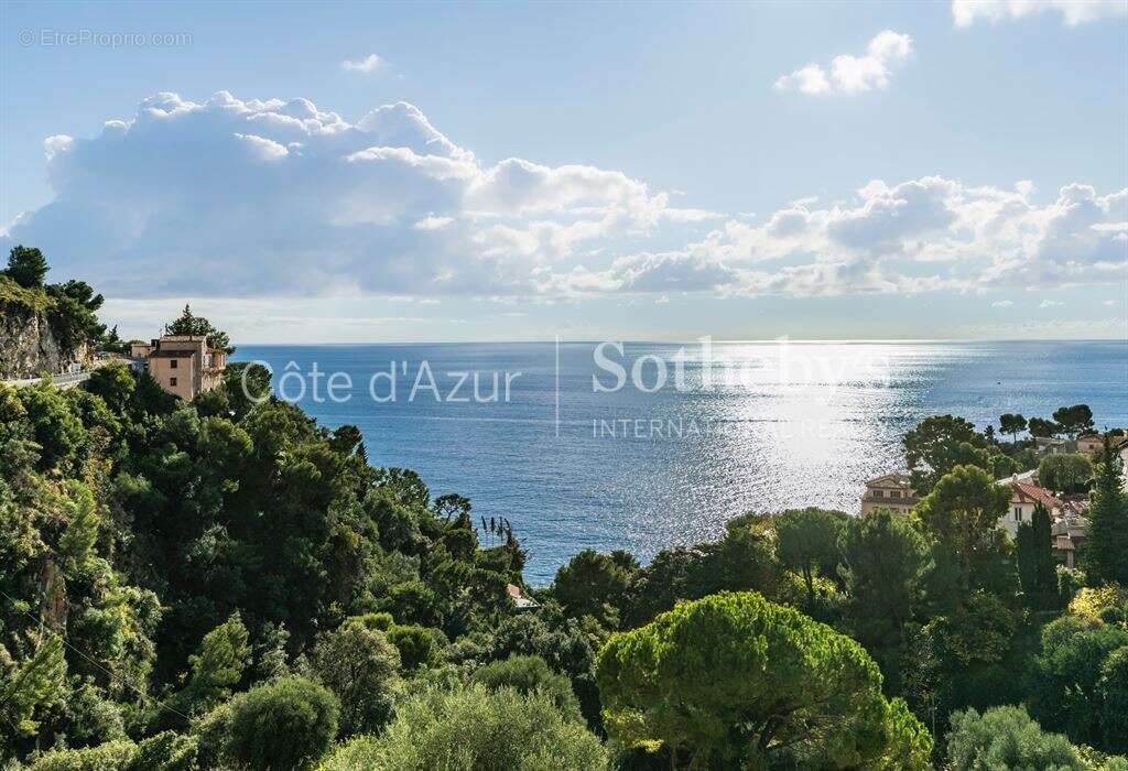 Appartement 2 pièces à vendre à Èze Bord de Mer, 40 m², vue panoramique sur la Méditerranée - photo 4