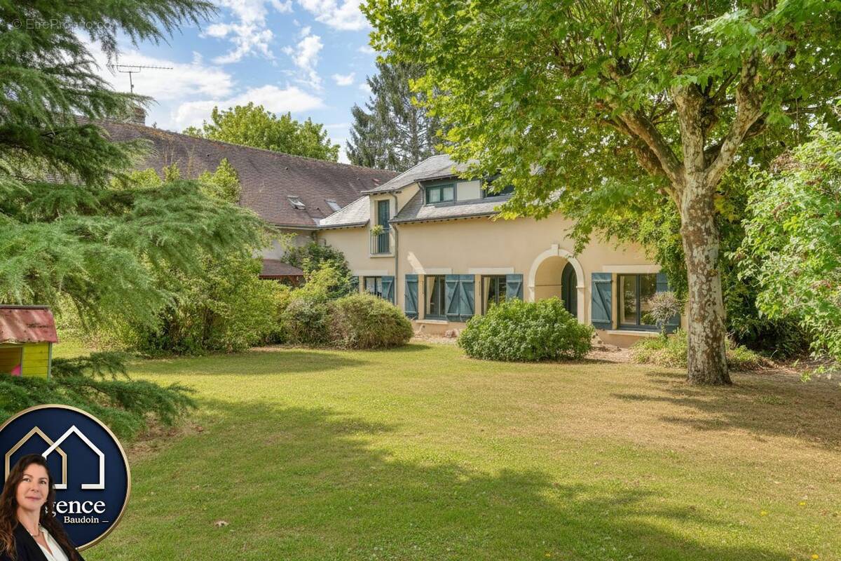Maison 315 m² à Maintenon  - photo 1