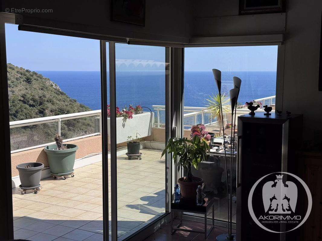 Appartement à EZE