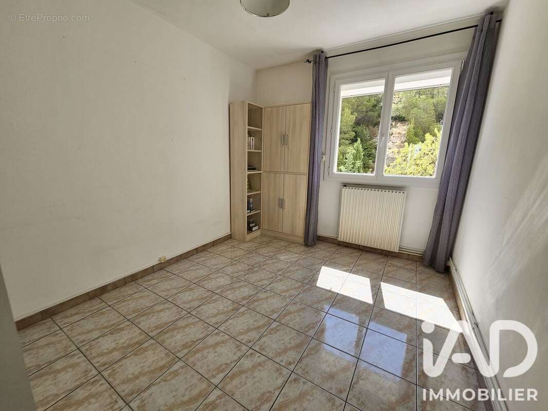 Appartement 79 m² à Marseille-9e  - photo 6