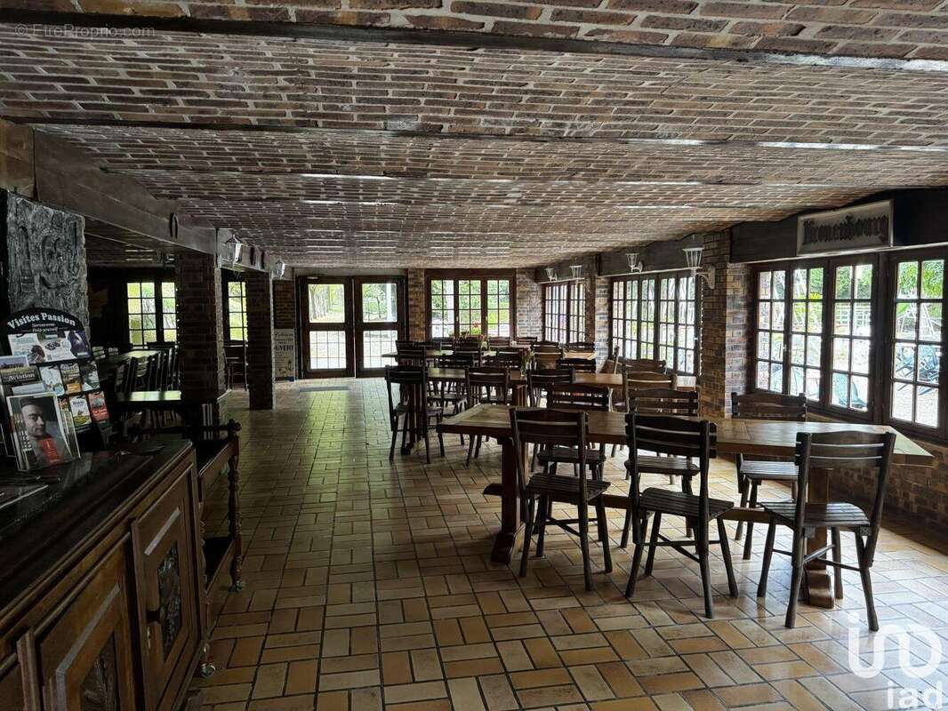 Photo 8 - Commerce à MEZIERES-SUR-OISE