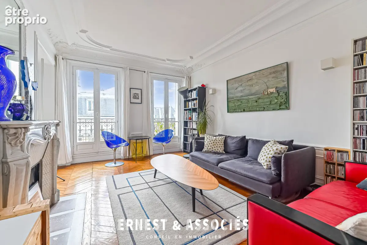 Appartement 4 pièces 97 m² à vendre à Paris-10e (75010) - photo 1