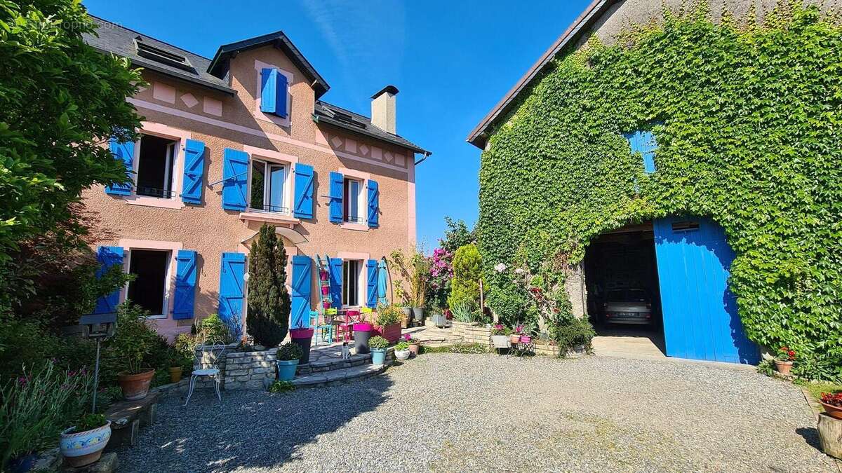 Maison 236 m² à Coarraze  - photo 92