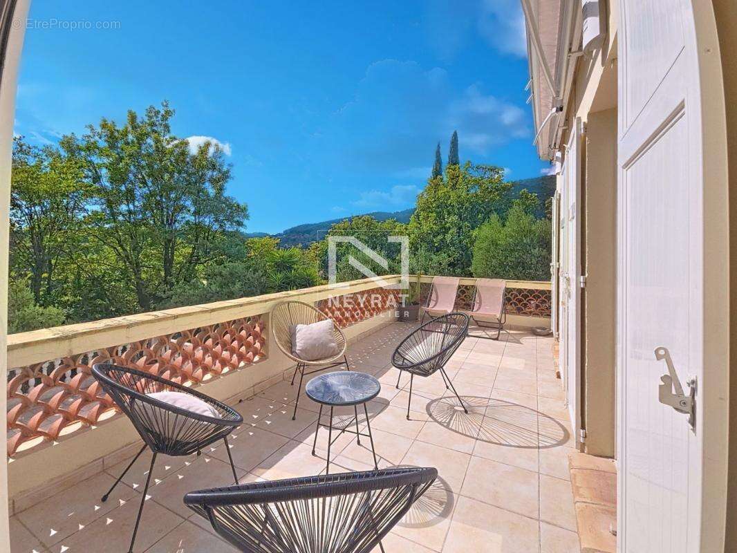 Seillans maison provencale  3 chambres avec piscine - photo 5