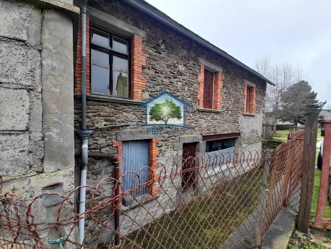 Maison à LA BOURBOULE