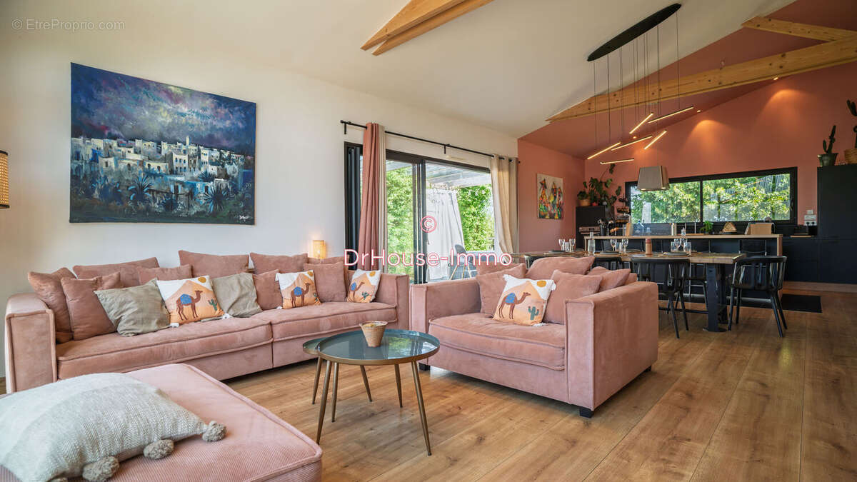 Maison 156 m² à Sainte-Honorine-Du-Fay  - photo 27