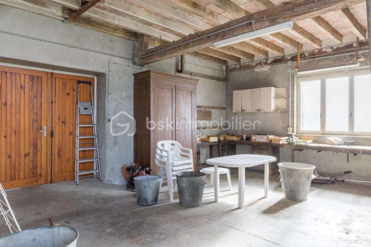 Maison à DAMPIERRE-EN-BURLY