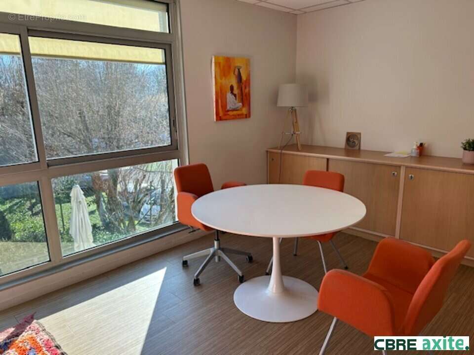 Commerce 465 m² à Meylan  - photo 4