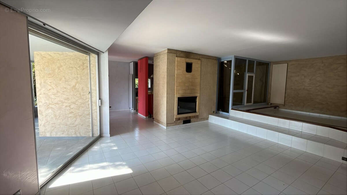 Maison à CHOMERAC