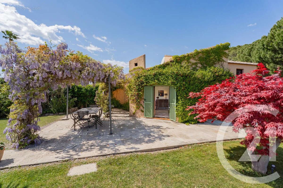 Maison à VILLENEUVE-LOUBET