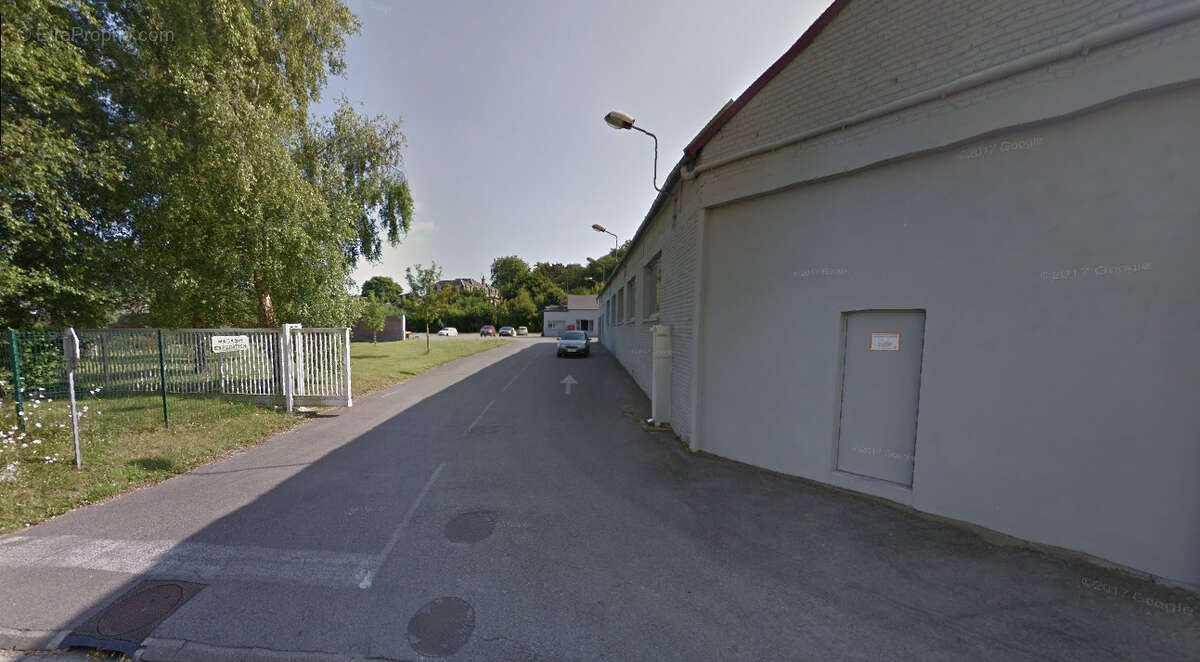 Commerce à FRESSENNEVILLE