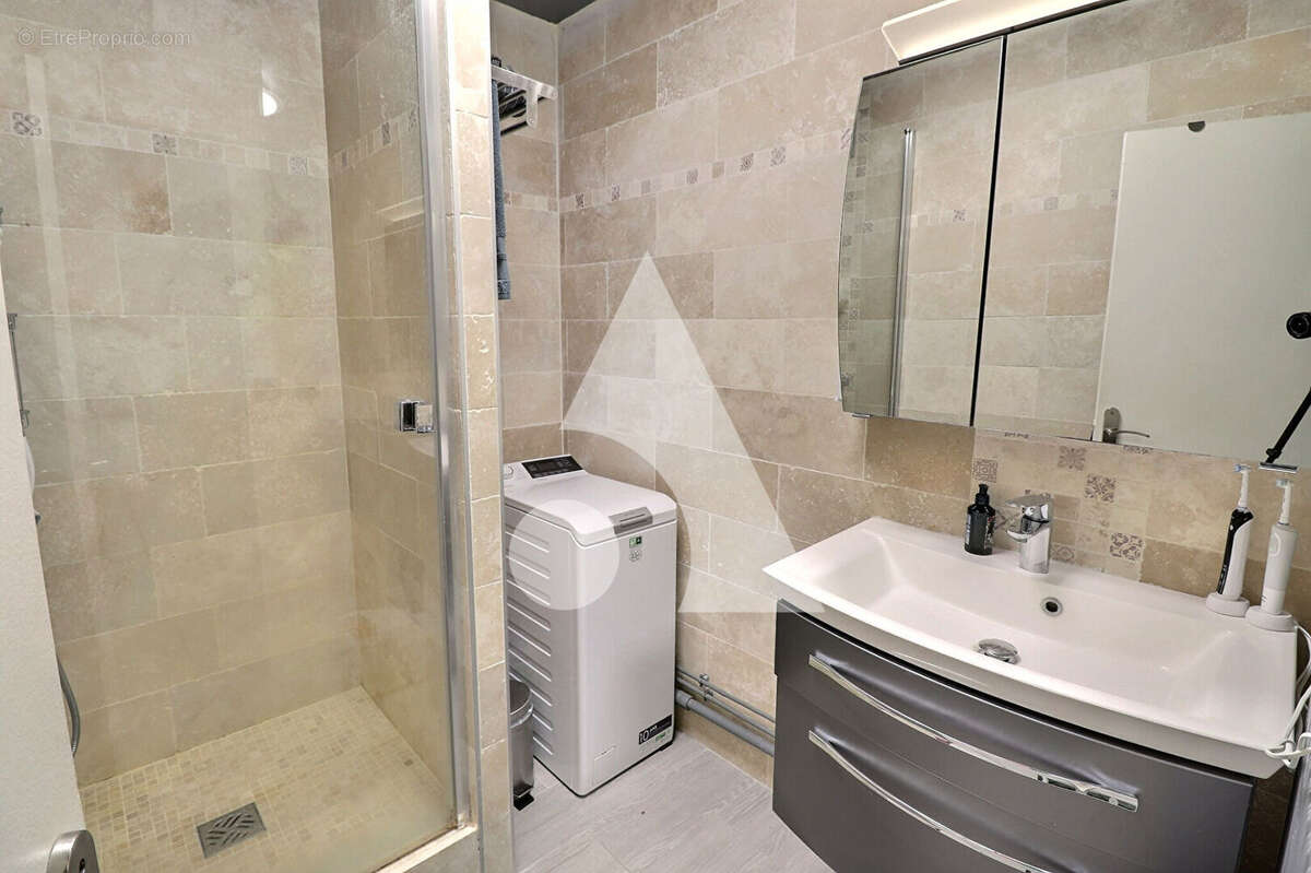 Appartement à MERY-SUR-OISE