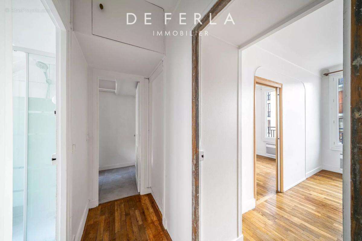 Appartement à PARIS-14E